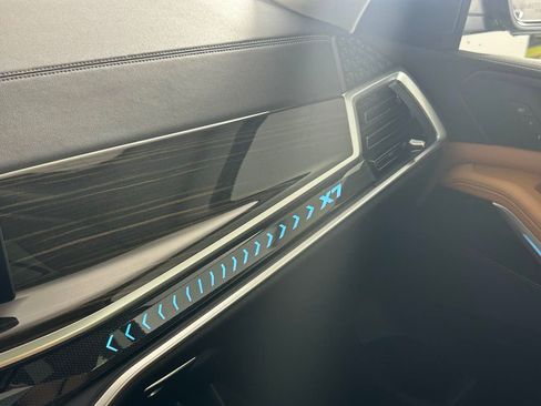 Used 2023 BMW X7 xDrive40i AWD/4WD image 46