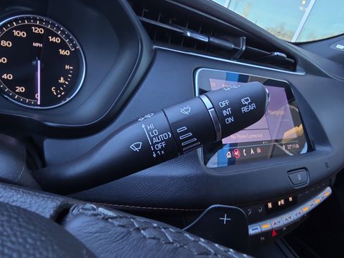 Used 2019 Cadillac XT4 Premium Luxury image 21