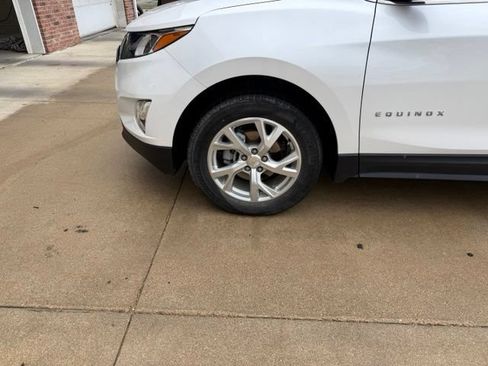 Used 2020 Chevrolet Equinox Premier AWD/4WD image 13