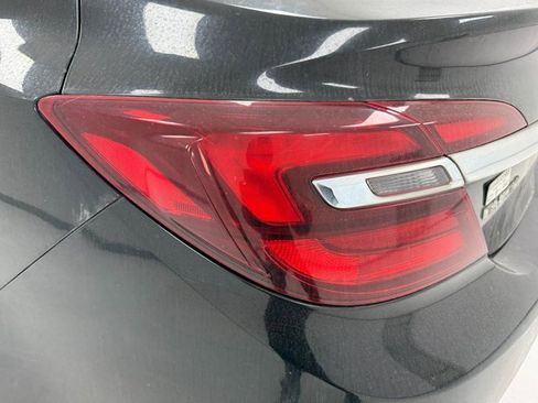 Used 2016 Buick Regal image 7