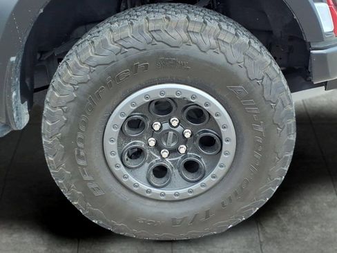 Used 2025 Ford F150 Raptor AWD/4WD image 9