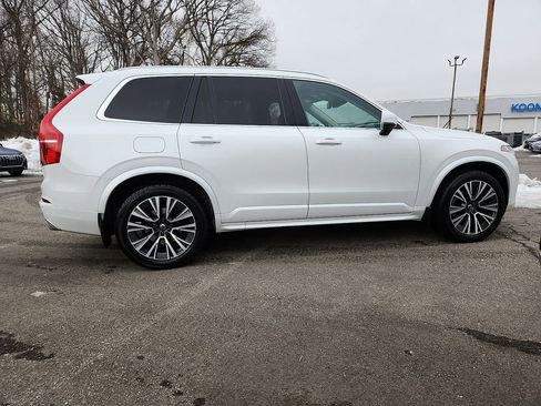 Used 2020 Volvo XC90 T6 Momentum w/ Protection Package Premier image 7
