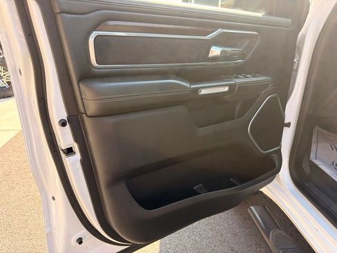Used 2022 RAM 1500 Laramie AWD/4WD image 11
