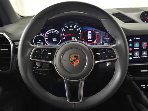 Used 2023 Porsche Cayenne Platinum Edition AWD/4WD image 18
