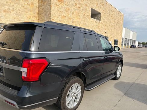 Used 2023 Ford Expedition XLT AWD/4WD image 6