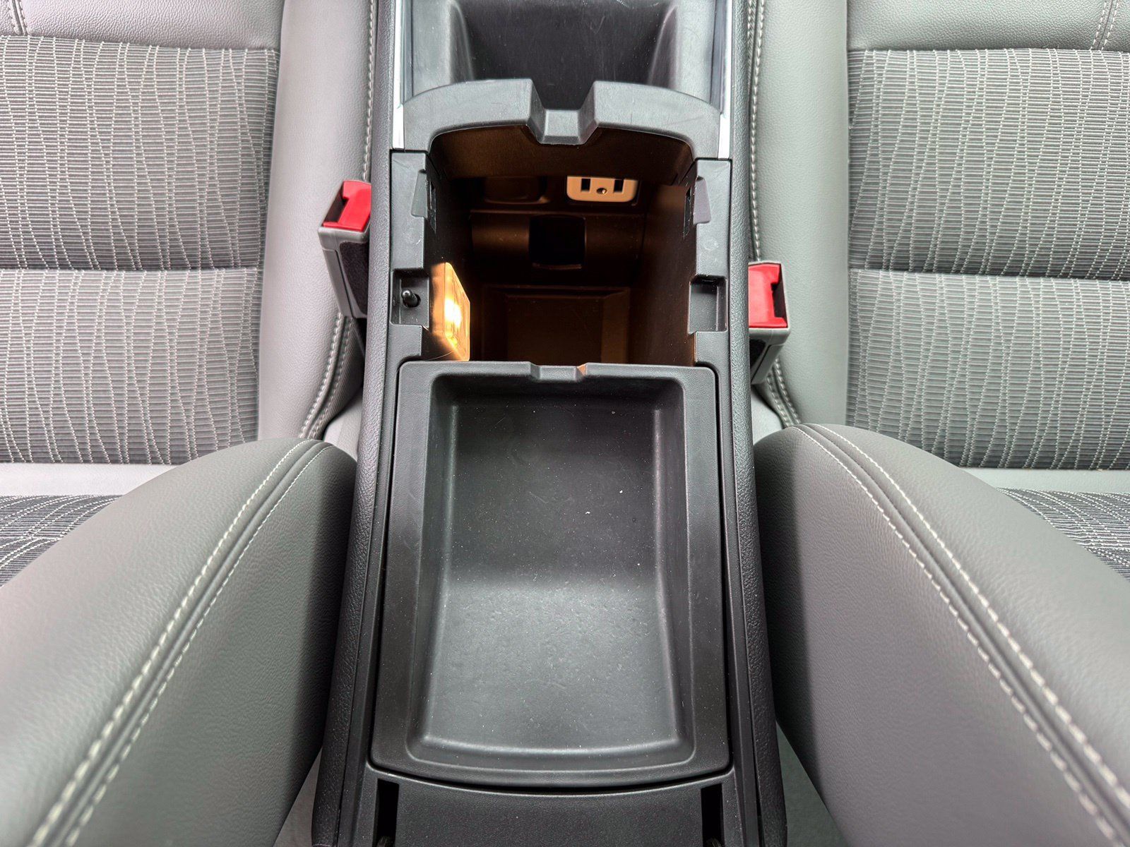 Used 2018 Chevrolet Impala LS FWD image 28