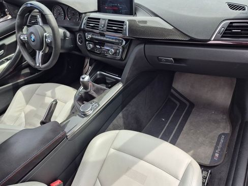Used 2018 BMW M4 Coupe RWD image 20