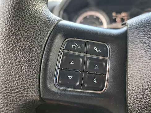 Used 2019 RAM 1500 Classic SLT image 14