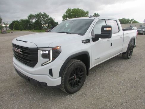 New 2026 GMC Sierra 1500 Elevation w/ Max Trailering Package AWD/4WD image 9