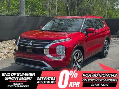 New 2025 Mitsubishi Outlander SE