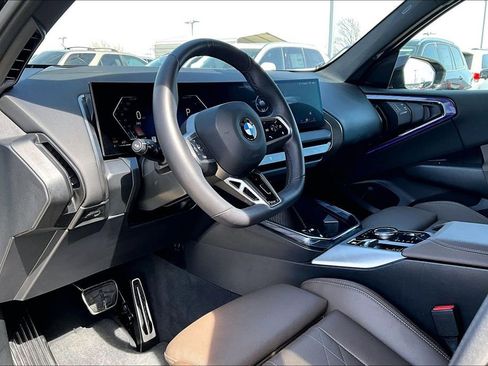 Used 2025 BMW X3 xDrive30i image 16