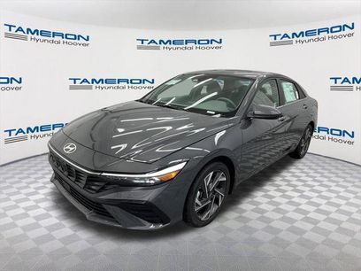 New 2025 Hyundai Elantra SEL w/ Cargo Package