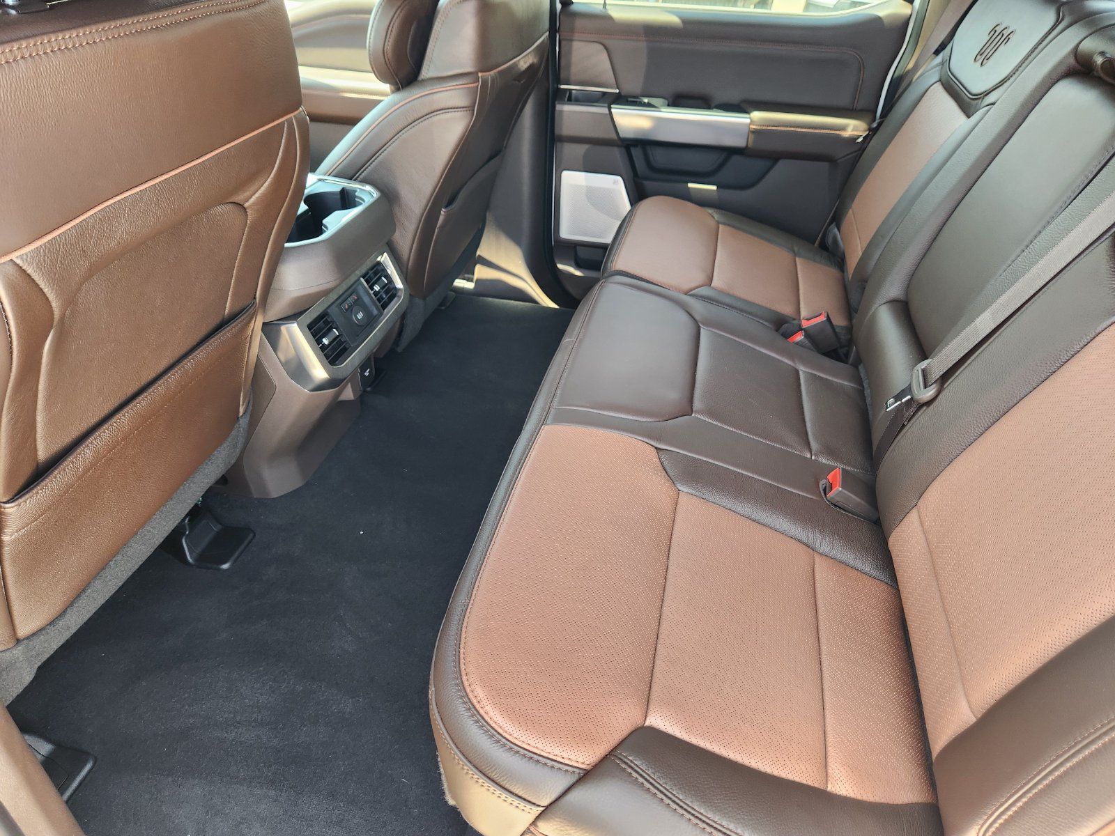 New 2026 Ford F250 King Ranch w/ Chrome Package AWD/4WD image 25