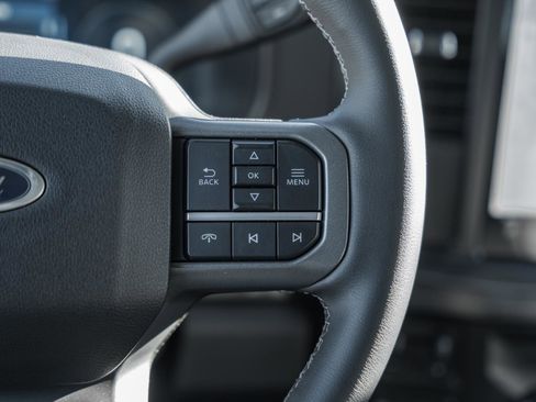 New 2026 Ford F250 Lariat w/ Chrome Package image 35