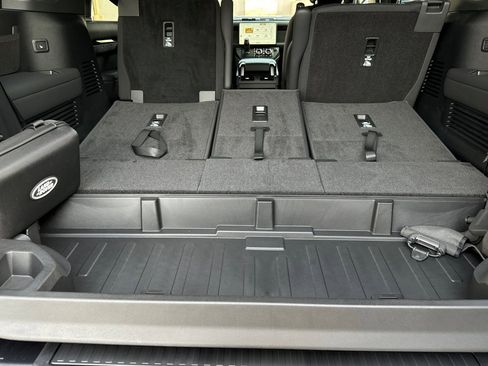 New 2026 Land Rover Defender 130 V8 image 15