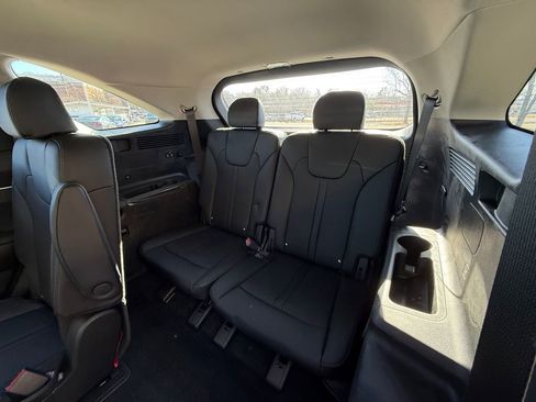 New 2025 Kia Sorento EX image 26