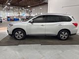 Used 2018 Nissan Pathfinder SL image 4