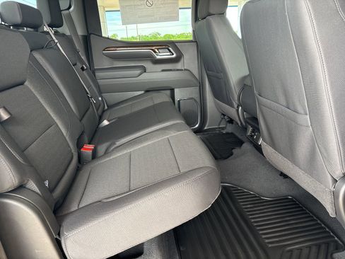 New 2026 GMC Sierra 1500 Elevation image 14