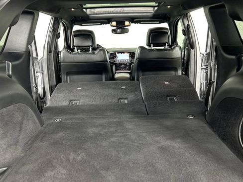 Used 2020 Jeep Grand Cherokee Limited w/ Luxury Group II image 22