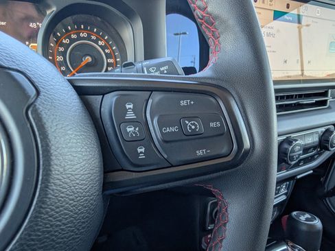 Certified 2024 Jeep Wrangler Unlimited Rubicon image 22