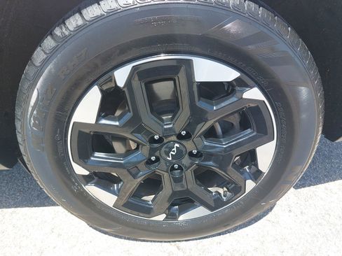 Used 2024 Kia Sorento S w/ Panoramic Sunroof Package FWD image 36