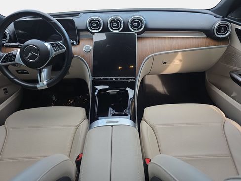Used 2023 Mercedes-Benz C 300 4MATIC Sedan image 9