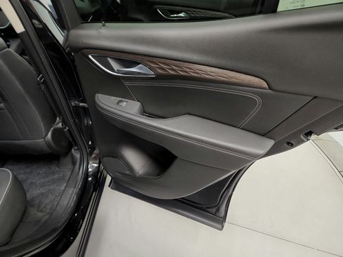 Used 2023 Buick Envision Avenir FWD image 42