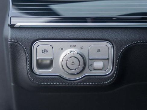 New 2026 Mercedes-Benz GLS 450 4MATIC image 45