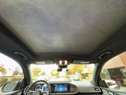 Used 2021 Mercedes-Benz GLE 350 4MATIC image 46