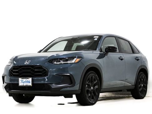 Used 2025 Honda HR-V Sport image 3