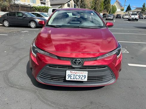 Certified 2023 Toyota Corolla LE w/ Carpet Mat Package (TMS) image 4