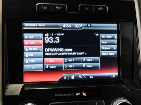 Used 2015 Ford F150 Platinum w/ Equipment Group 701A Luxury AWD/4WD image 27