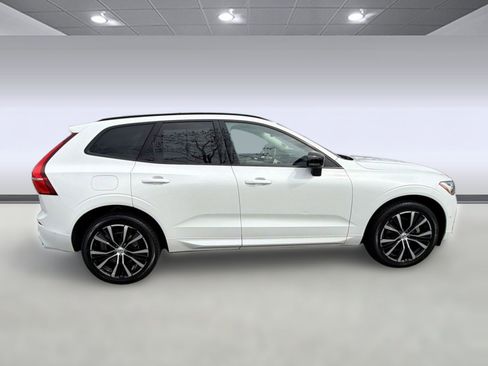 Certified 2024 Volvo XC60 B5 Ultimate image 8