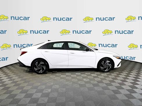 Certified 2025 Hyundai Elantra Sport image 27