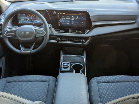New 2026 Chevrolet Equinox LT w/ Midnight Edition FWD image 19