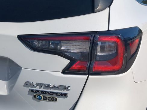 Used 2022 Subaru Outback Touring XT w/ Tech Package 3 AWD/4WD image 8