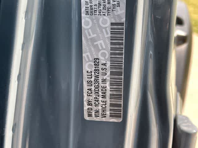 Used 2024 Jeep Wrangler Unlimited Sport AWD/4WD image 22