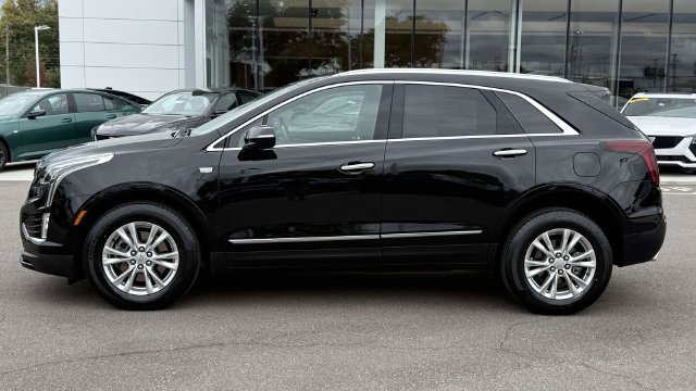 Certified 2024 Cadillac XT5 Luxury w/ LPO, Floor Liner Package AWD/4WD image 41