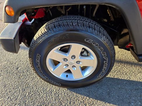 Used 2013 Jeep Wrangler Sport image 12