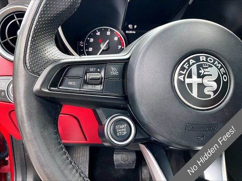 Used 2020 Alfa Romeo Giulia Ti w/ Nero Edizione AWD/4WD image 15