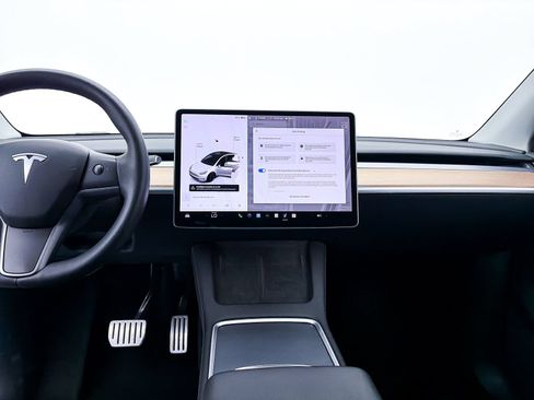 Used 2023 Tesla Model Y Performance AWD/4WD image 8