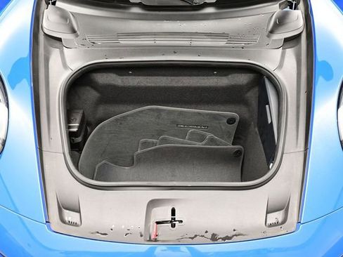 Certified 2025 Porsche 911 Carrera image 17