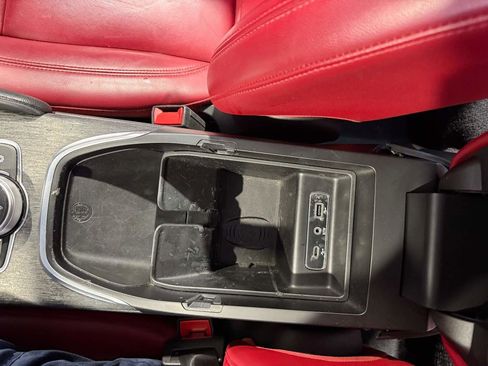 Used 2021 Alfa Romeo Giulia Sprint w/ Sun & Sound Package image 34