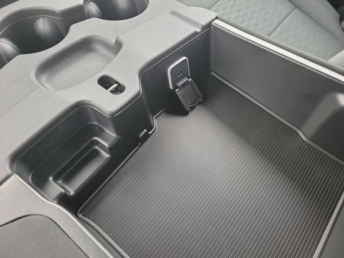 New 2025 RAM 5500 Tradesman AWD/4WD image 28