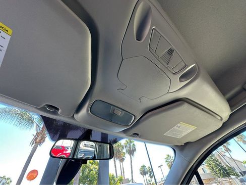 Used 2017 Ford Transit Connect XL image 24