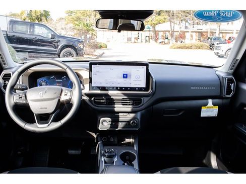 Used 2025 Ford Bronco Sport Big Bend w/ Convenience Package image 12