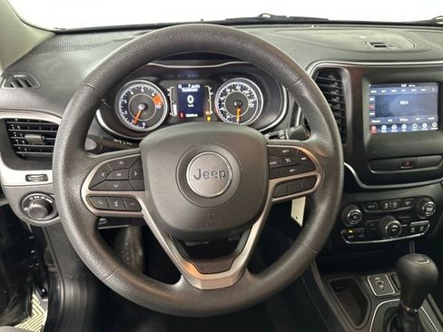 Used 2020 Jeep Cherokee Latitude image 14