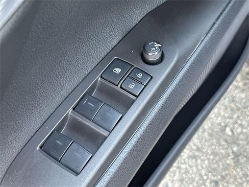 Used 2022 Toyota Camry SE image 20