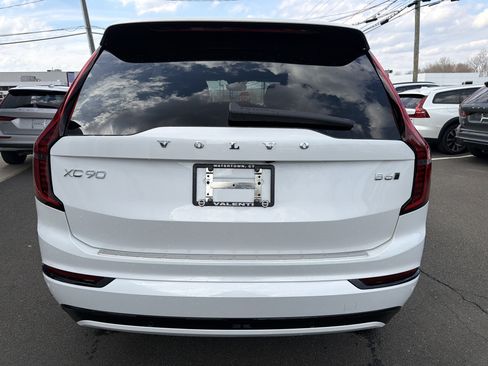 New 2026 Volvo XC90 B6 Ultra w/ Protection Package Premier AWD/4WD image 4