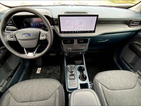 New 2025 Ford Maverick XLT w/ XLT Luxury Package AWD/4WD image 5